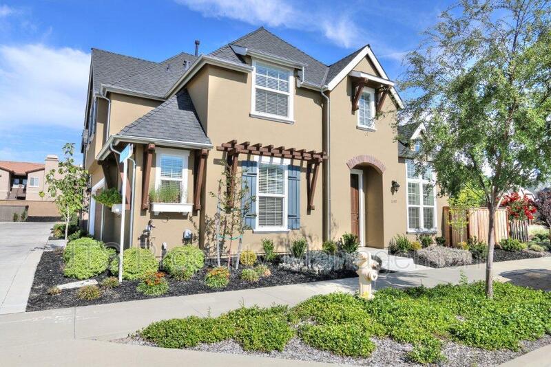 Roseville House: 1209 Lavande Drive