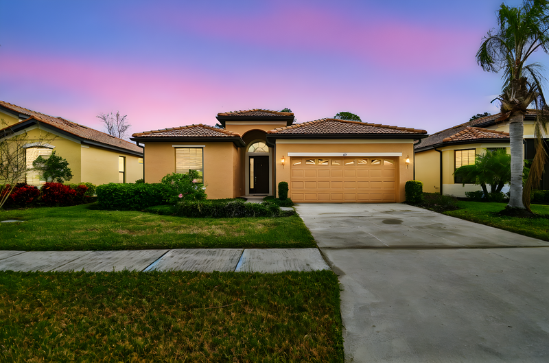 Apollo Beach House: 127 Silver Falls Drive