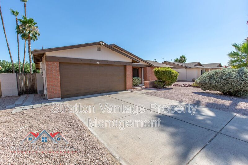 Scottsdale House: 7911 E Via De Belleza