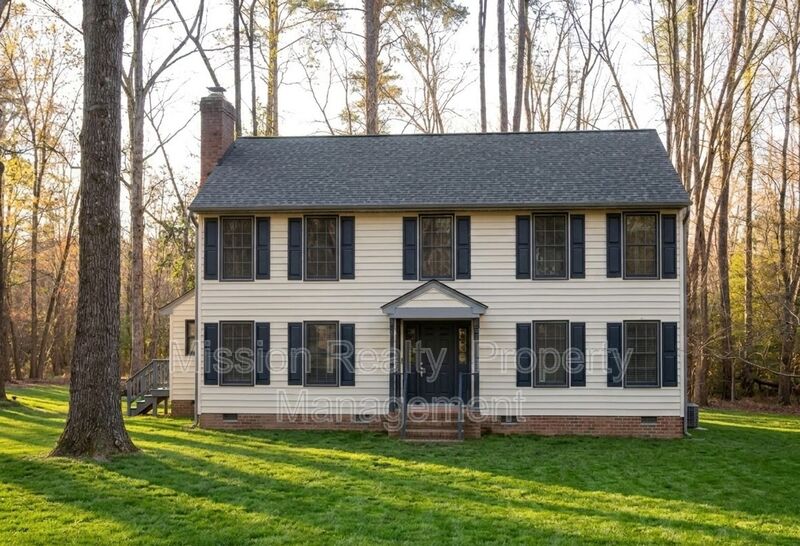 Glen Allen House: 12421 Perrywinkle Road