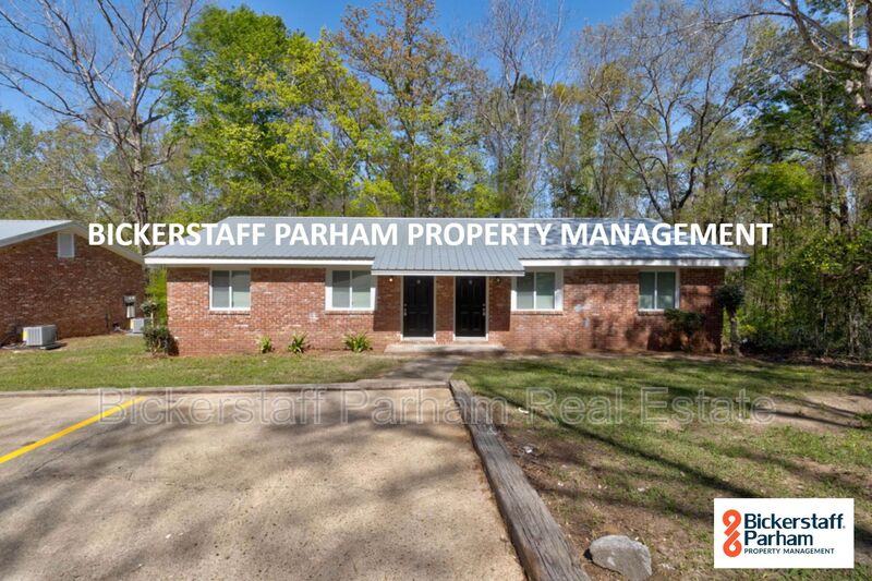 Phenix City Condo: 1200 20th Ave. S