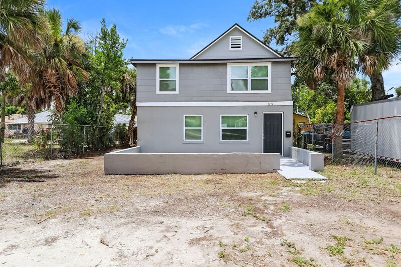 Saint Petersburg House: 2624 13th Ave S