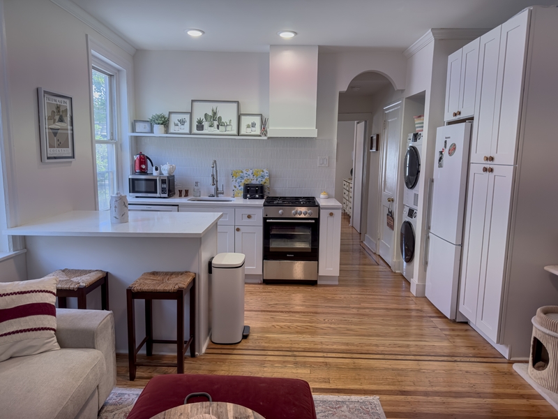 Philadelphia Condo: 1223 N Franklin St - 3R