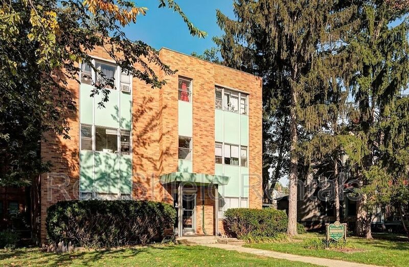 Ypsilanti Condo: 211 N Washington St