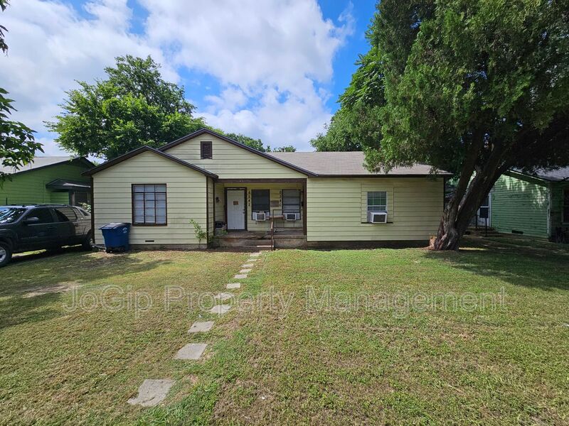 Dallas Condo: 6540 Hollis Ave