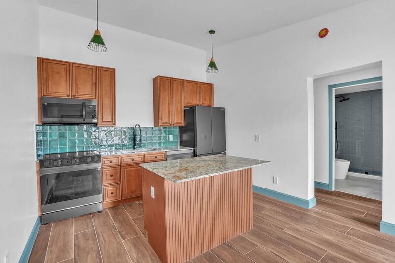 4011 36th Ct Unit 6D