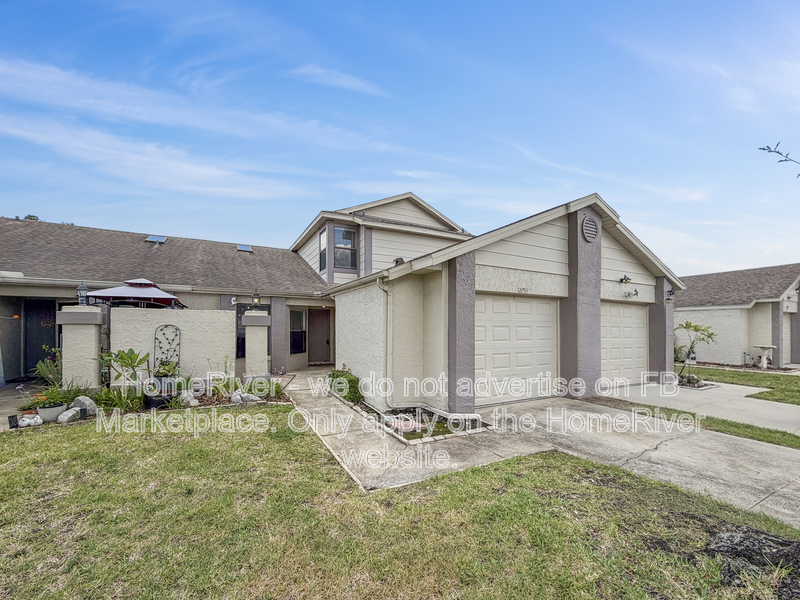 Orlando Townhome: 12253 Augusta Woods Cir
