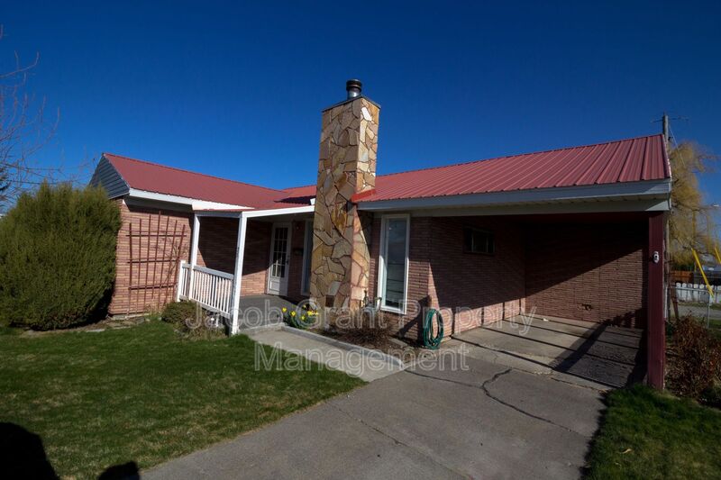Idaho Falls House: 251 Garden St