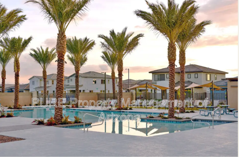 Queen Creek House: 22937 E Roundup Way