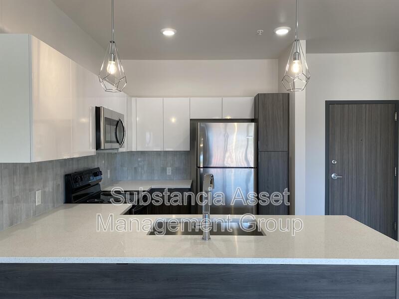 Midwest City Condo: 1677 Midtown Place - 227