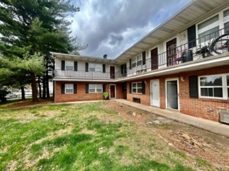 Evansville Condo: 1115 West Virginia Street - F