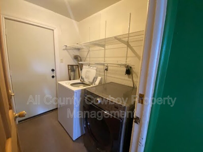 Main Rental Photo 11