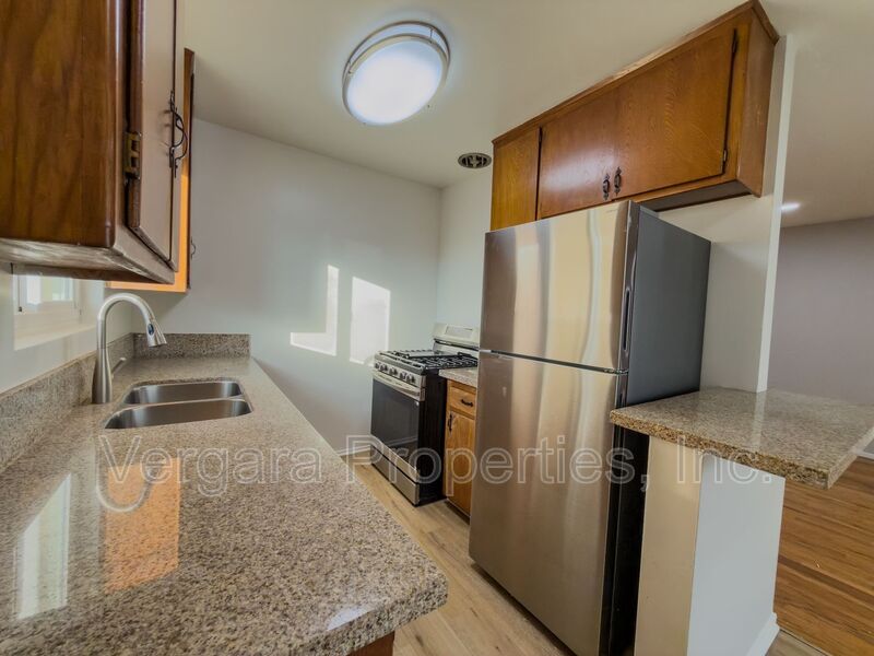 Torrance Condo: 17809 Crenshaw Blvd.