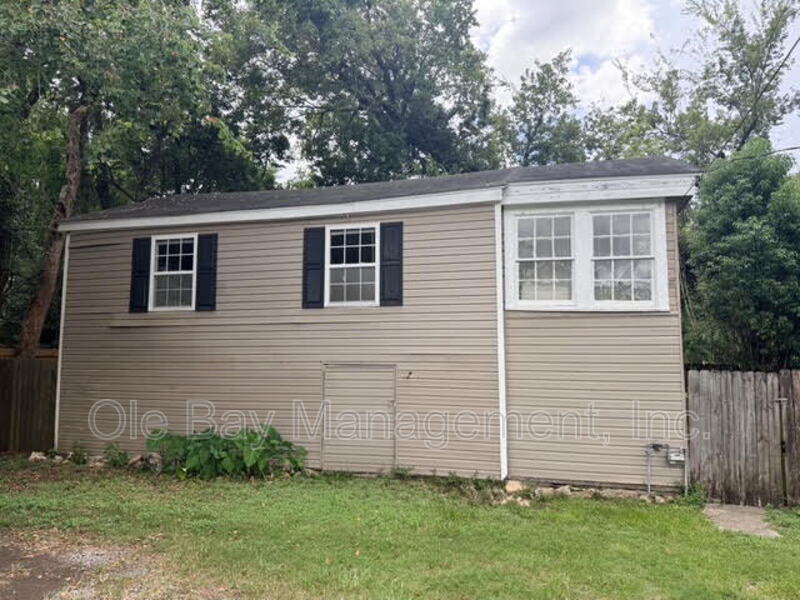 Mobile Condo: 109 South Carlen Street