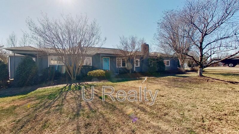 Stallings House: 3740 Pleasant Plains Rd