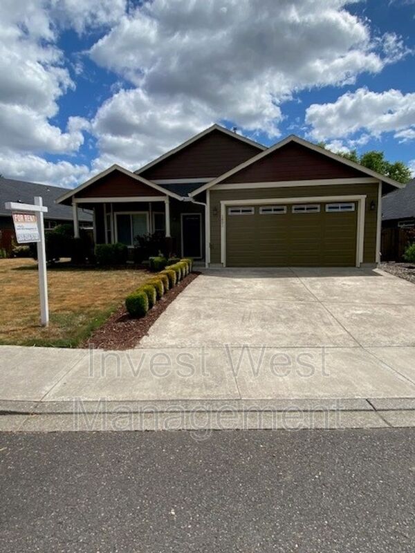 Battle Ground House: 1801 NE 16th Way