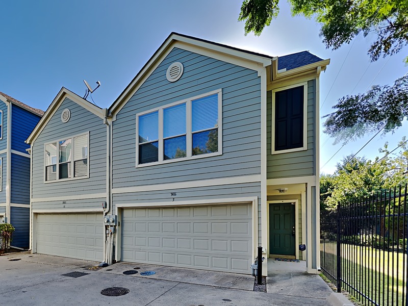 Dallas House: 7416 Coronado Ave