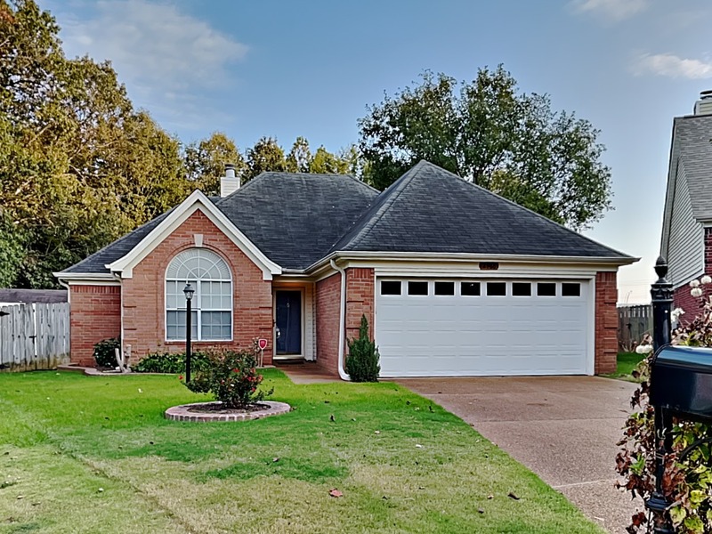 Lakeland House: 2966 Woodland Ash Cv