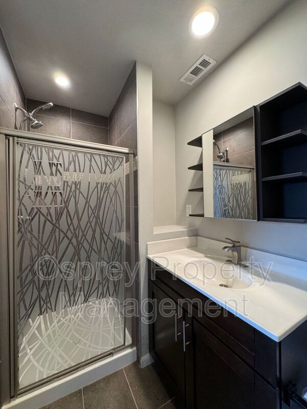 Welcome to this beautiful Single Family Home!  - Photo 14