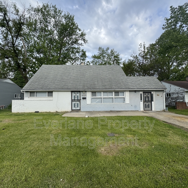 Indianapolis House: 4030 N Catherwood Ave - 1