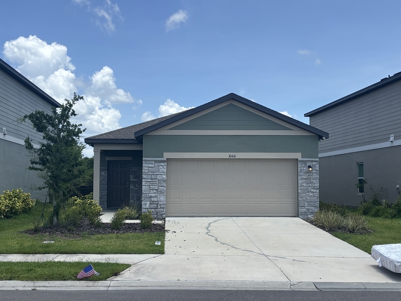 Parrish House: 10416 High Noon Trail