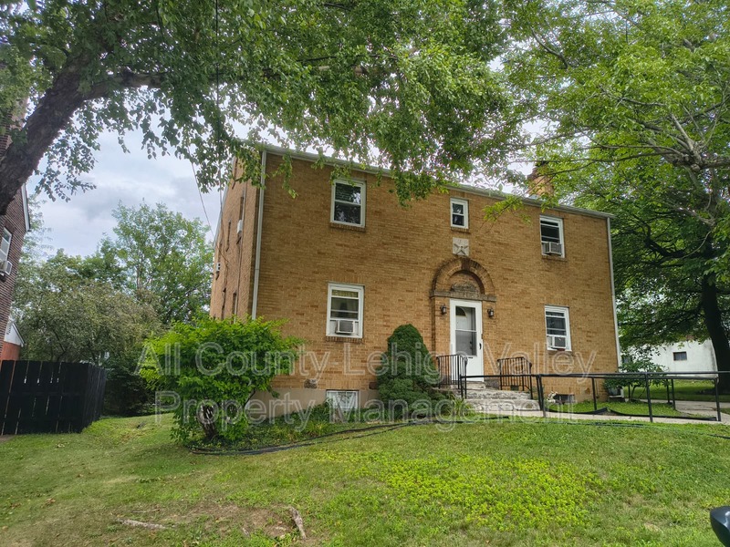 Main image for 15 N Jerome St