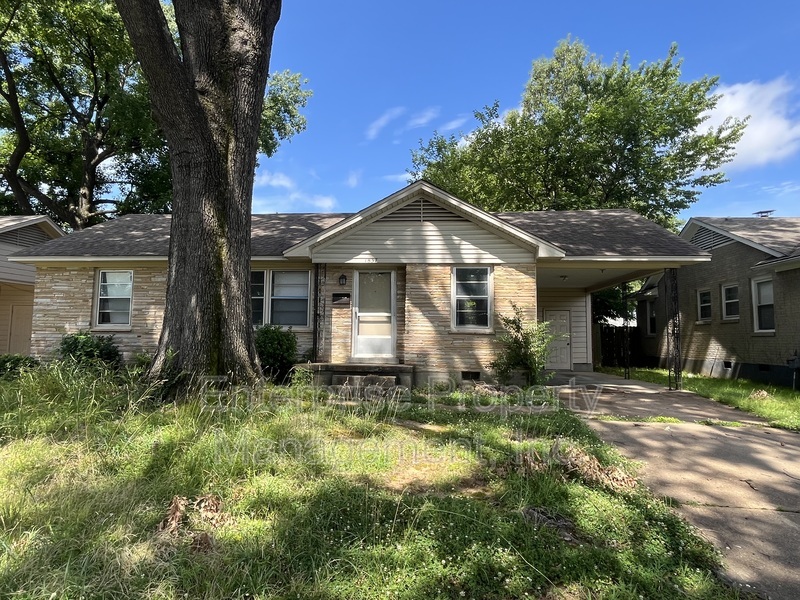 Memphis House: 1837 Danville Road