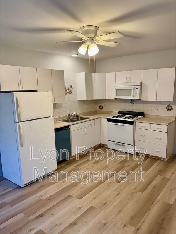 Pawtucket Condo: 94 Anthony Ave