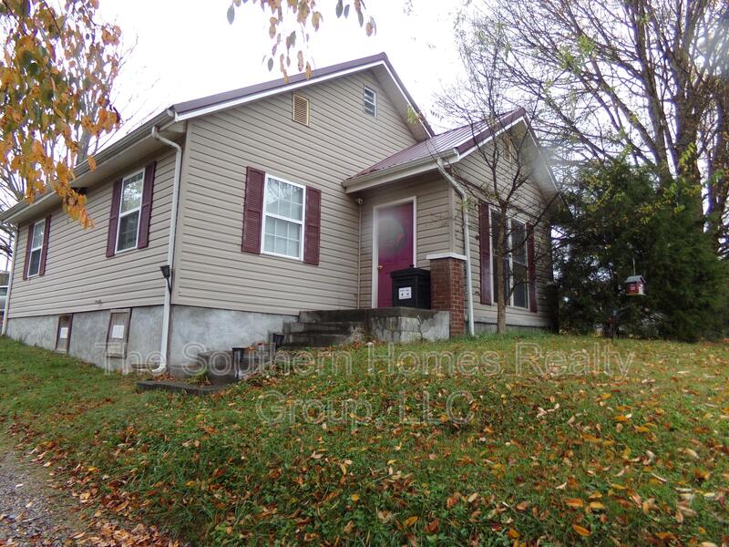 Niota House: 706 N Burns Road