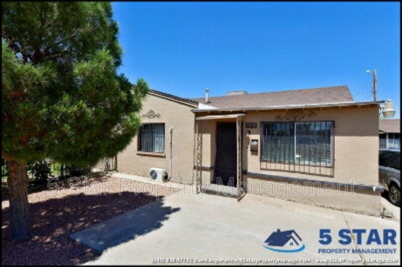 El Paso House: 121 George Orr Rd A