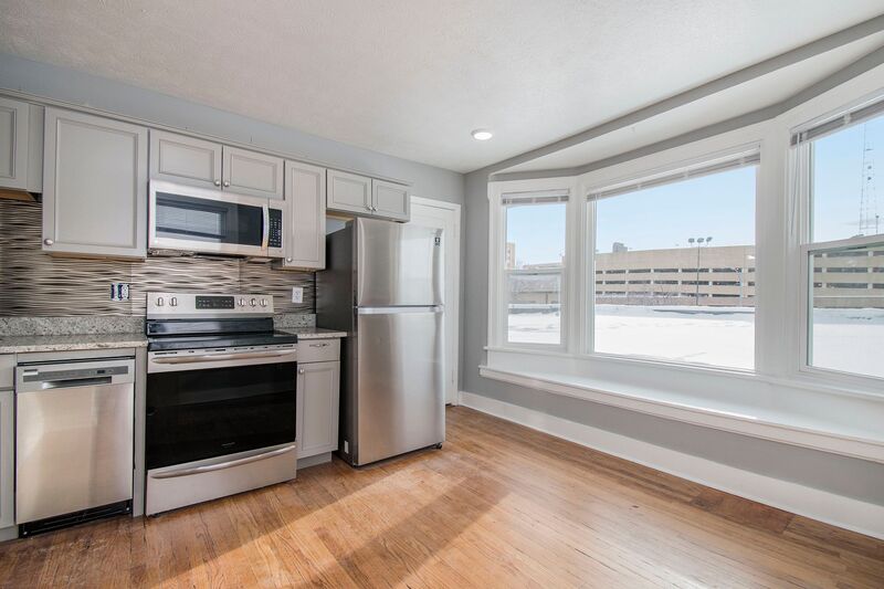 Omaha Condo: 3512 Dodge Street #301