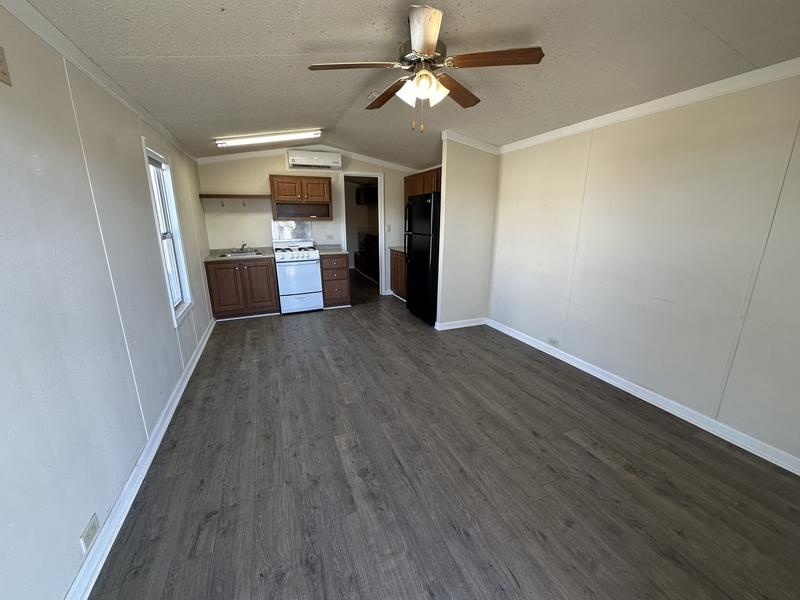 Bandera Condo: 2440 Tx 16 N