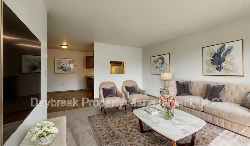 Moorhead Condo: 1202 34th Avenue South - 202