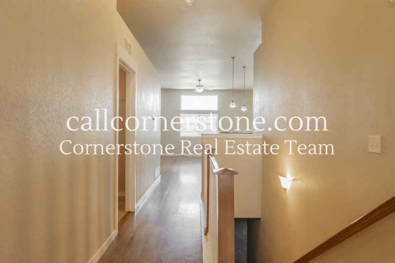 Fountain House: 7406 Willow Pines Place