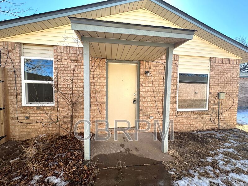 Lubbock House: 9603 Elmwood Avenue