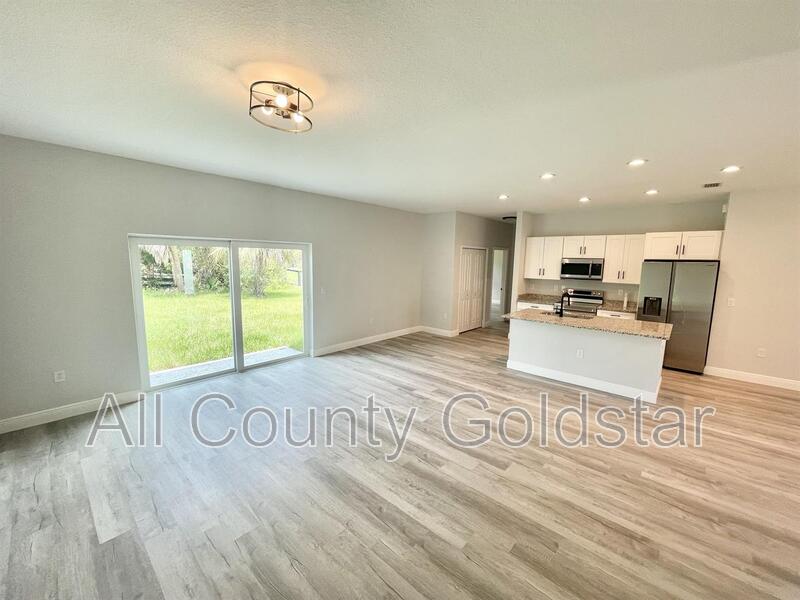 Englewood House: 7137 Benson Street