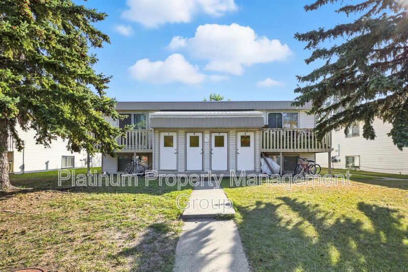 Olds House: 4809 52 Street