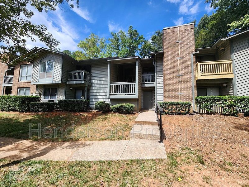 Charlotte Condo: 5024 Sardis Road