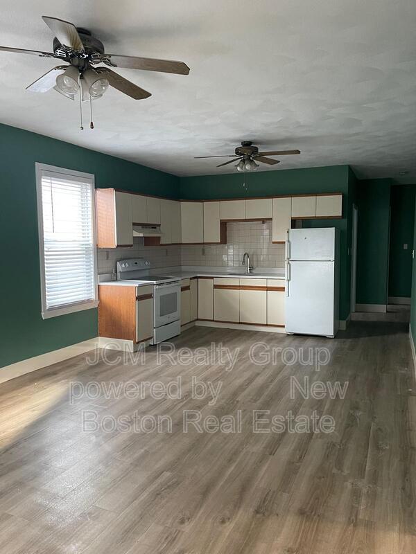 Salem Condo: 98 Margin St (Rented)