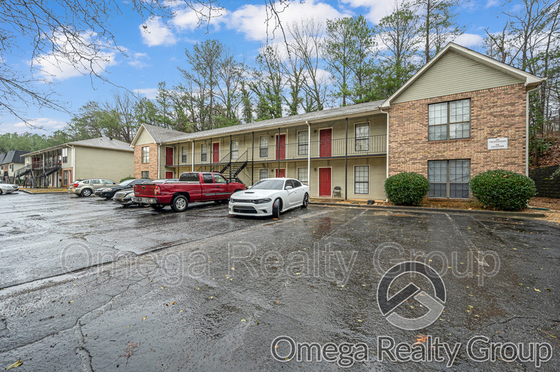 Birmingham Condo: 1801 Carson Rd