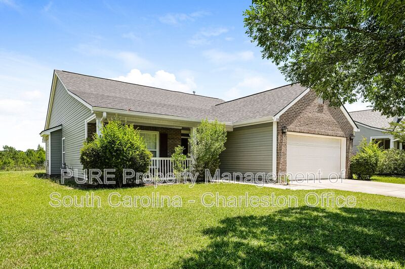 Summerville House: 318 Deep River Rd