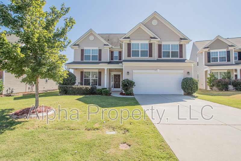 Simpsonville House: 311 Cypresshill Ct