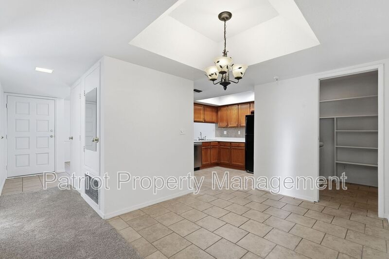 Phoenix House: 2020 W Union Hills Rd