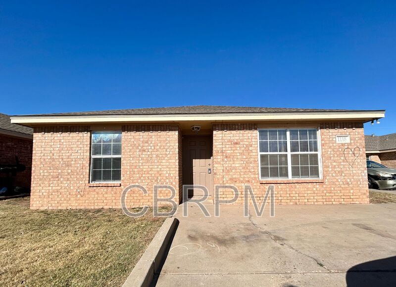 Lubbock House: 1118 82nd Street