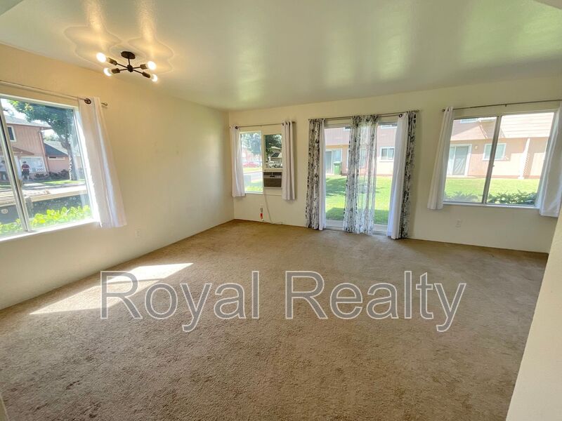 Kapolei Condo: 91-1145 Kamaaha Loop