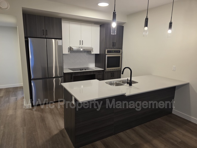 Edmonton Condo: 10904 139 Street NW