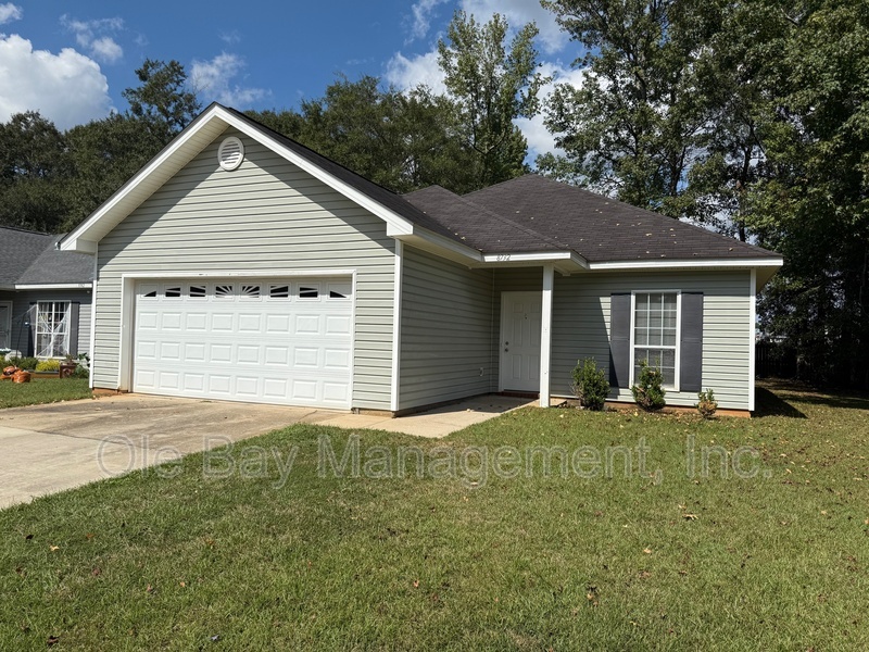 Mobile House: 8732 Fangorn Rd
