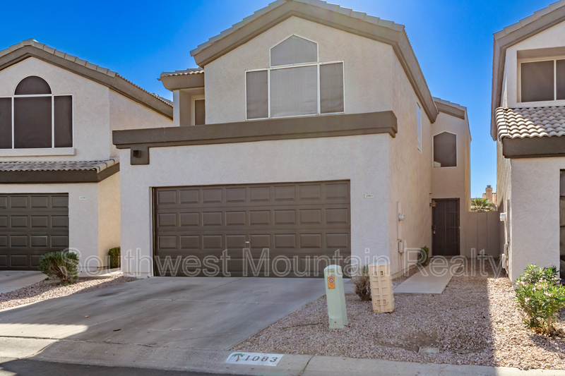 Gilbert House: 1083 W sandy banks