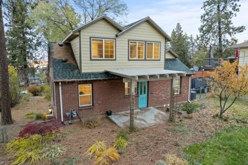 Spokane Condo: 3610 East Funk Avenue - B