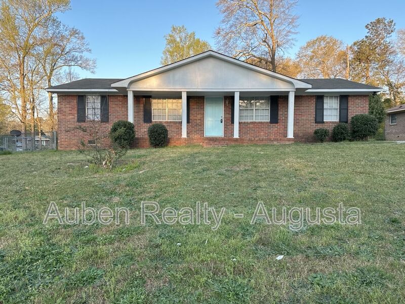Augusta House: 2609 Dublin Dr